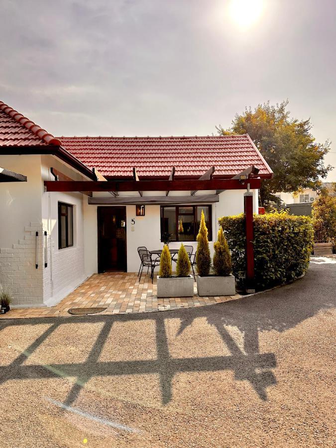 Petit Casa Central Стеленбош Екстериор снимка